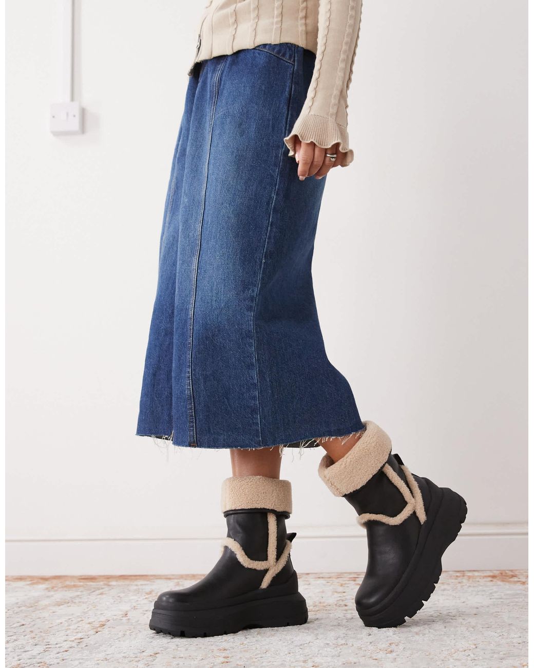 Buffalo Blue Fold Lined Boots