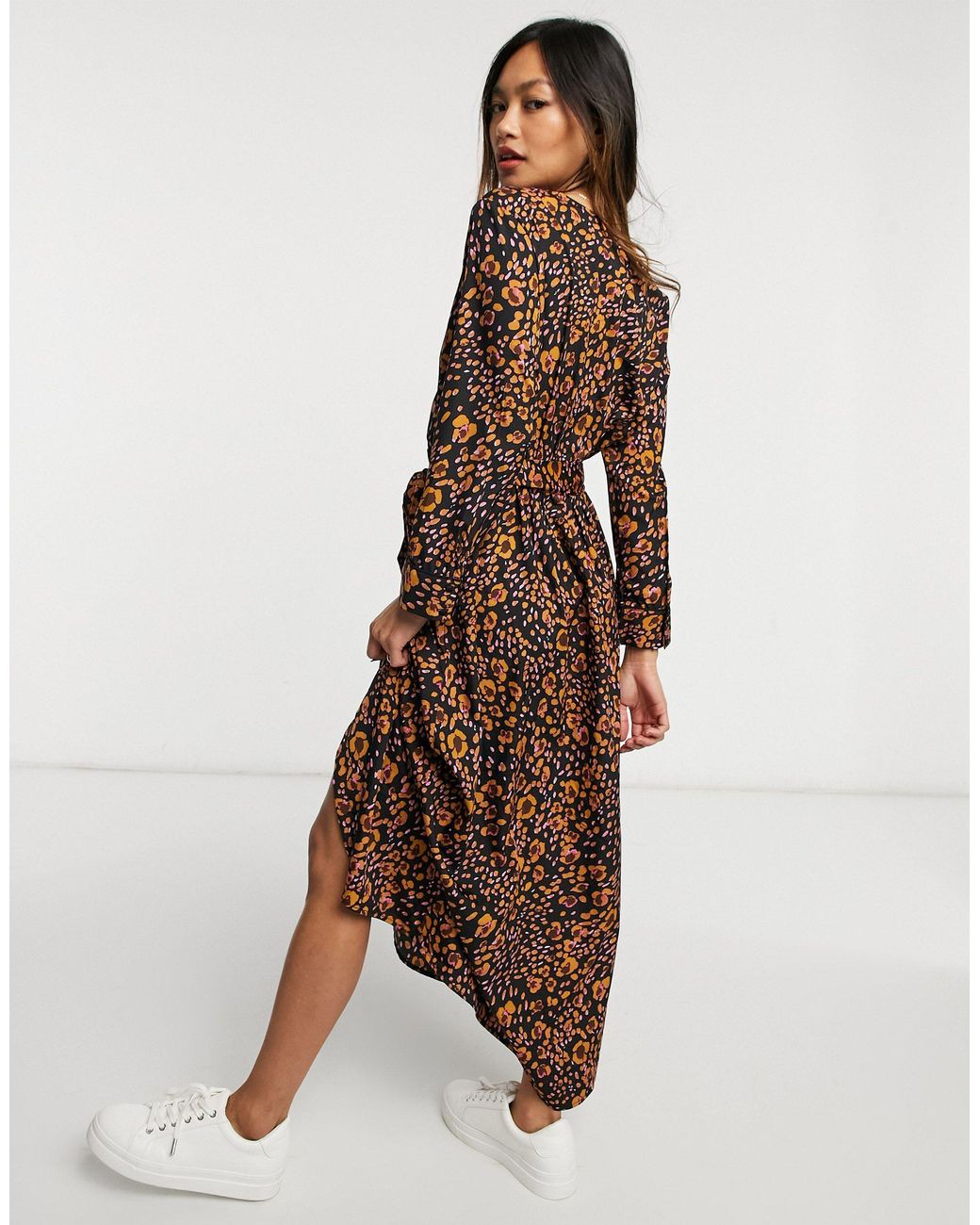 Vero Moda Exclusive Wrap Midi Dress in Brown - Lyst