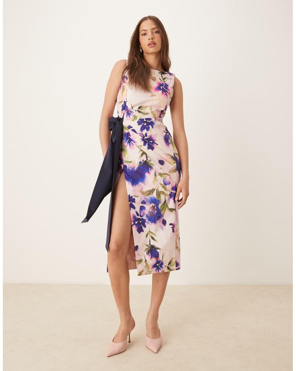 Hope & Ivy Pink Asymmetric Pencil Dress With Bow Detail