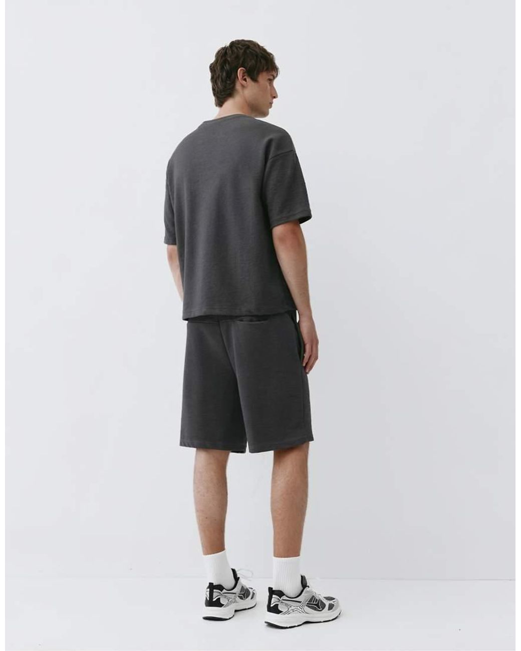 Pull&Bear Gray Textured Relaxed Fit T-Shirt for men