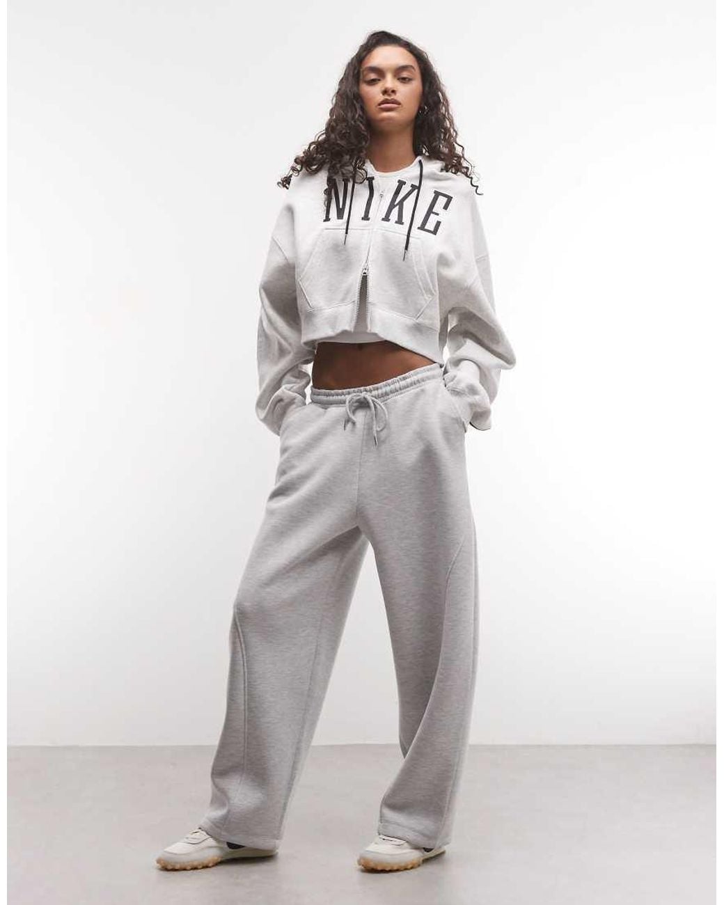 Nike White Studio Fleece Mid-Weight Oversized Cropped Zip-Through Logo Hoodie