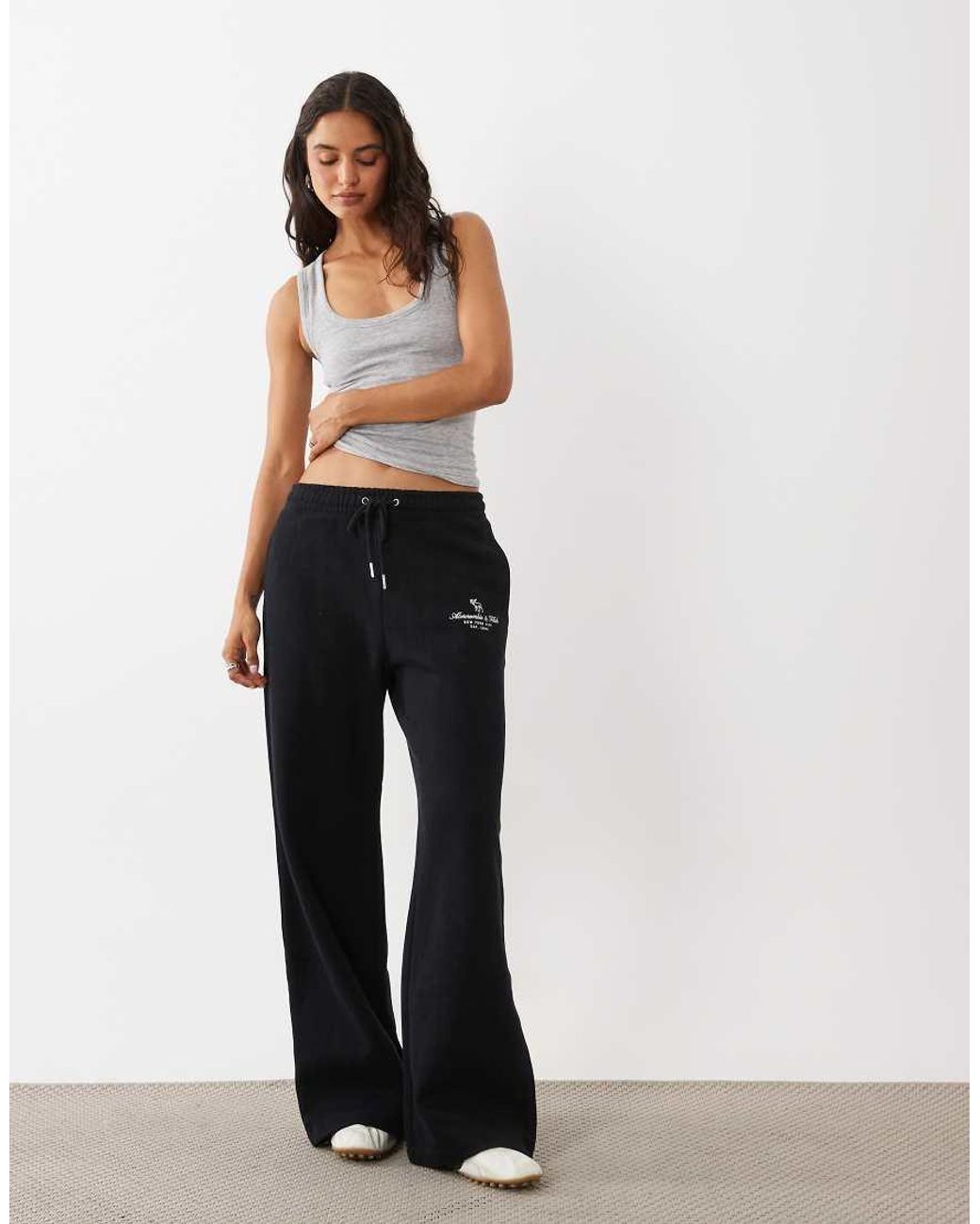 Abercrombie & Fitch White High Rise Wide Leg joggers