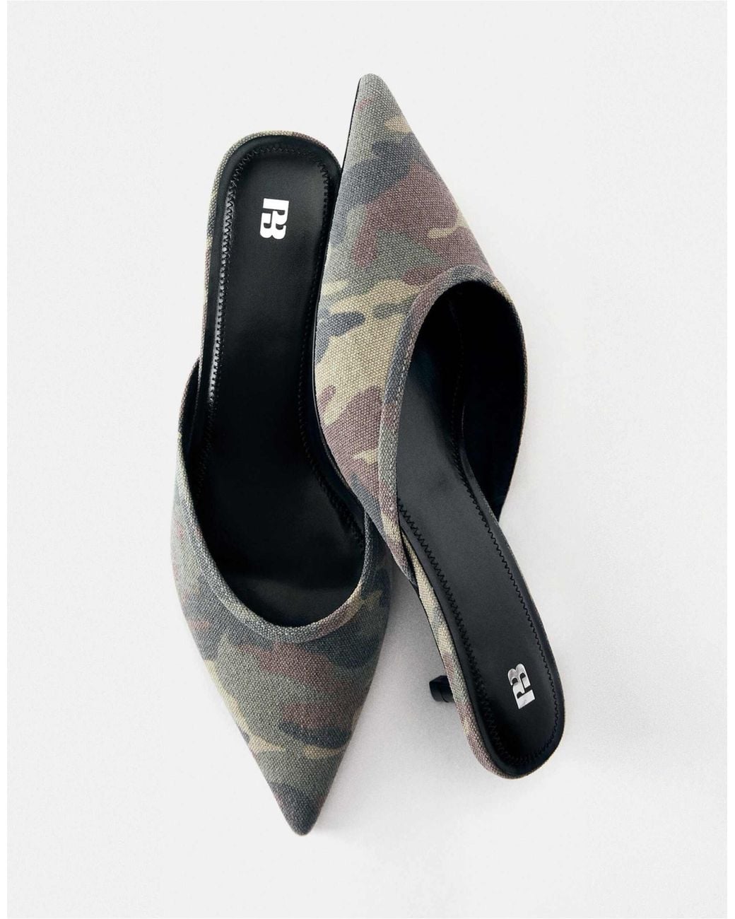 Pull&Bear White Bedruckte mules mit absatz