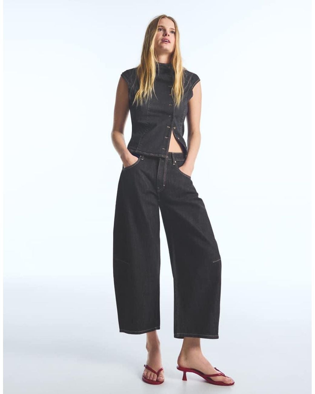 Bershka Blue Cropped Barrel-leg Jeans