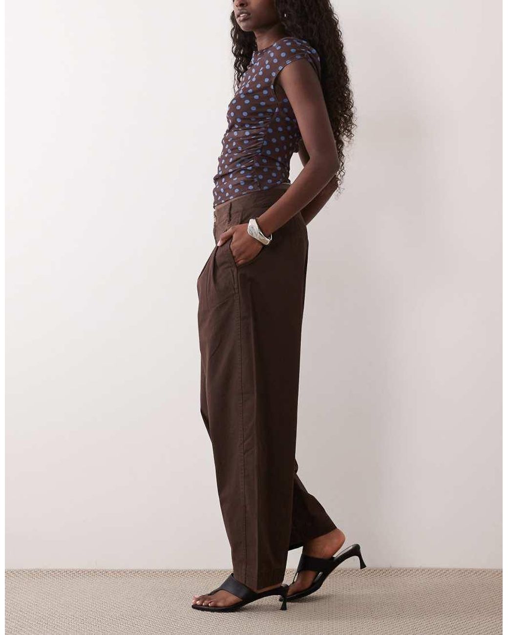 Nobody's Child Brown Artie Cotton Twill Pleat Barrel Leg Cropped Trousers