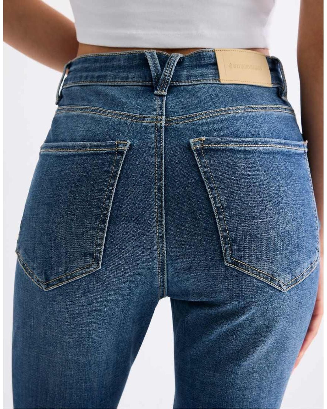 Stradivarius Blue Capri Jeans
