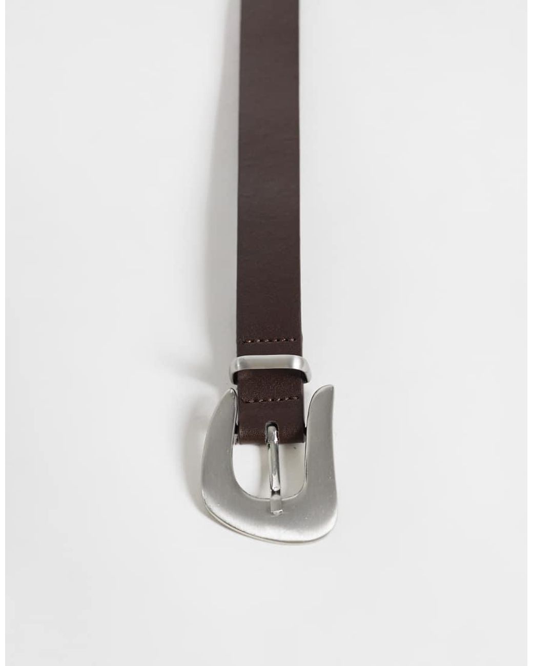 Cintura E Fianchi Con Fibbia Astratta Color Cioccolato di ASOS in Gray
