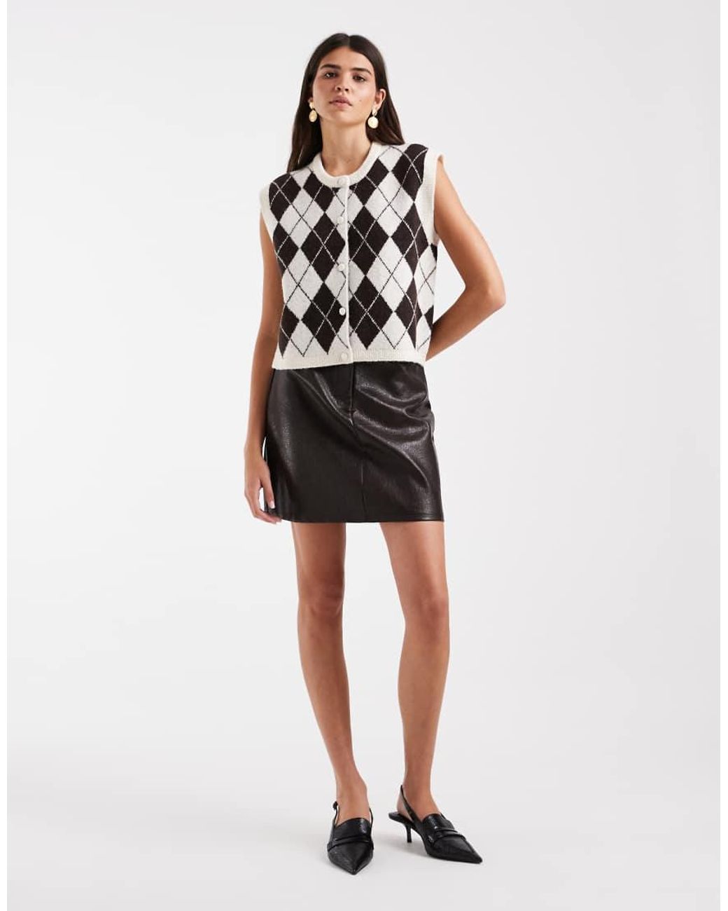 Vero Moda Black Cropped Knitted Vest