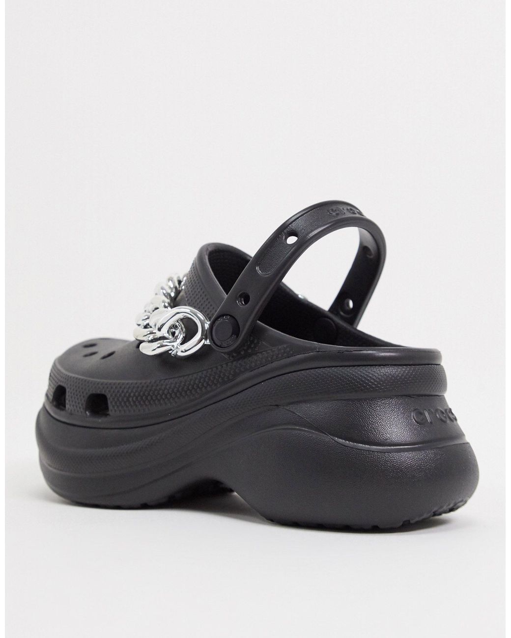 Zuecos negros con plataforma plana y detalle Crocs de color Negro