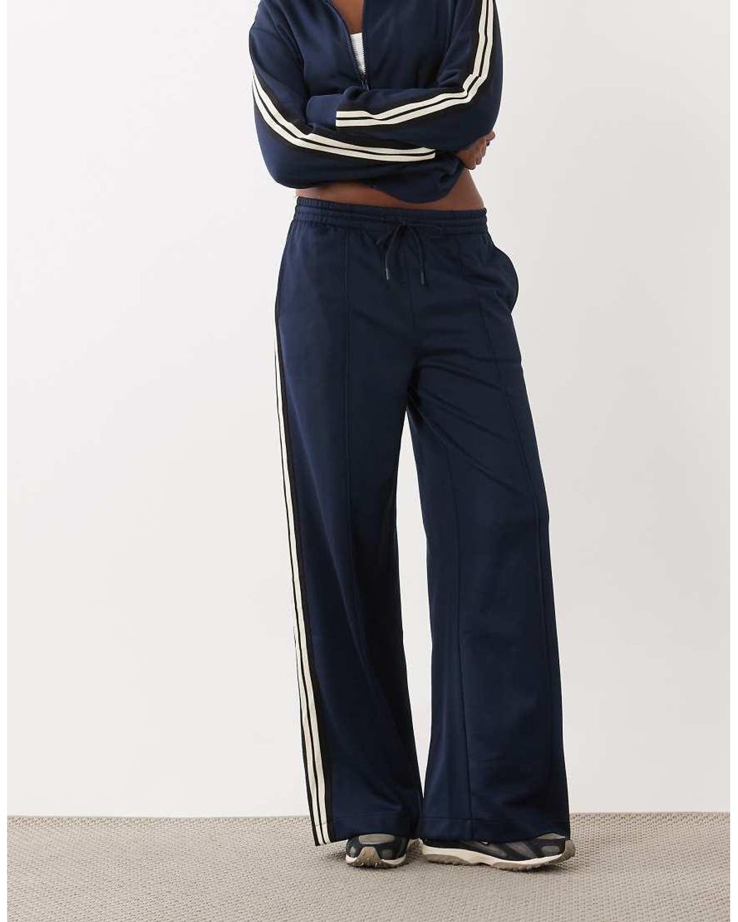 GOOD AMERICAN Blue Satin Stripe Detail Track Pants