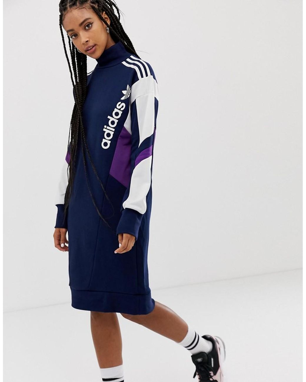 adidas Originals Adidas – Hochgeschlossenes Kleid mit Kleeblatt-Print in  Blau | Lyst AT