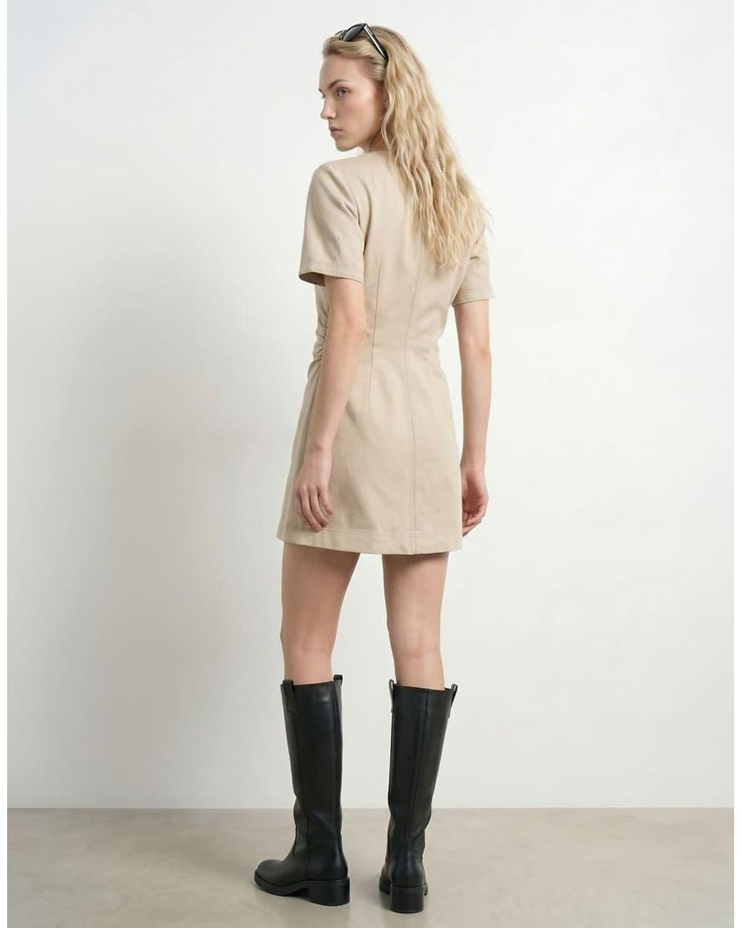 HYPEDROP Natural Short Dress