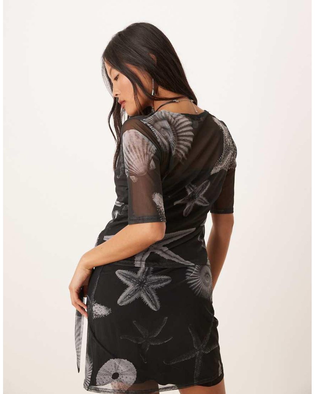Never Fully Dressed Black Petite Seashell Print Mesh T-shirt
