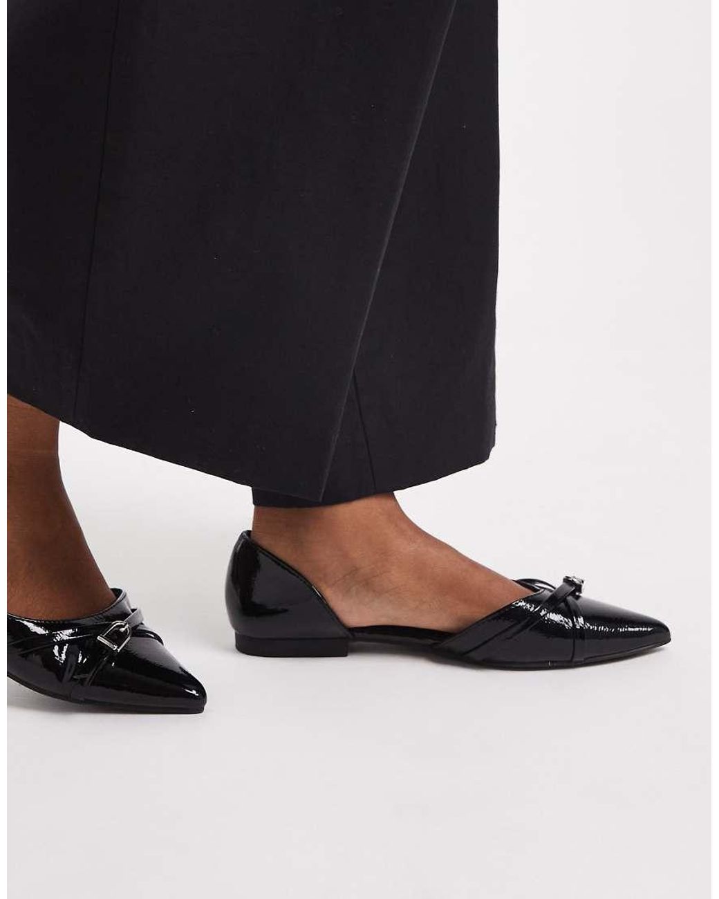 New Look Black Buckle Pointed Ballet Flat