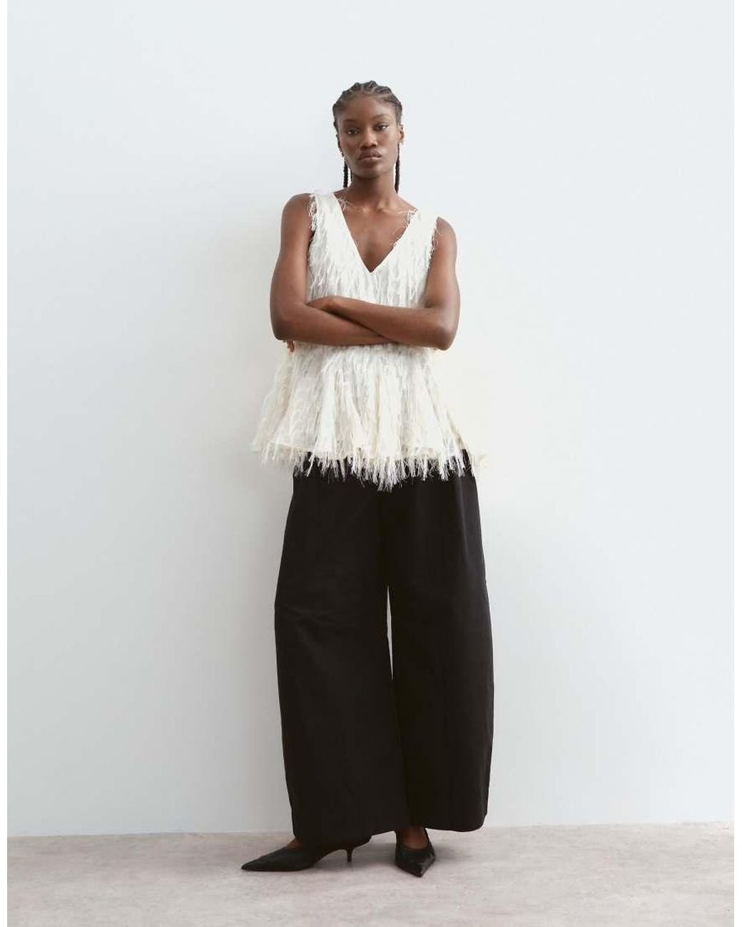 ARRANGE White All Over Fringe Longline Peplum Top
