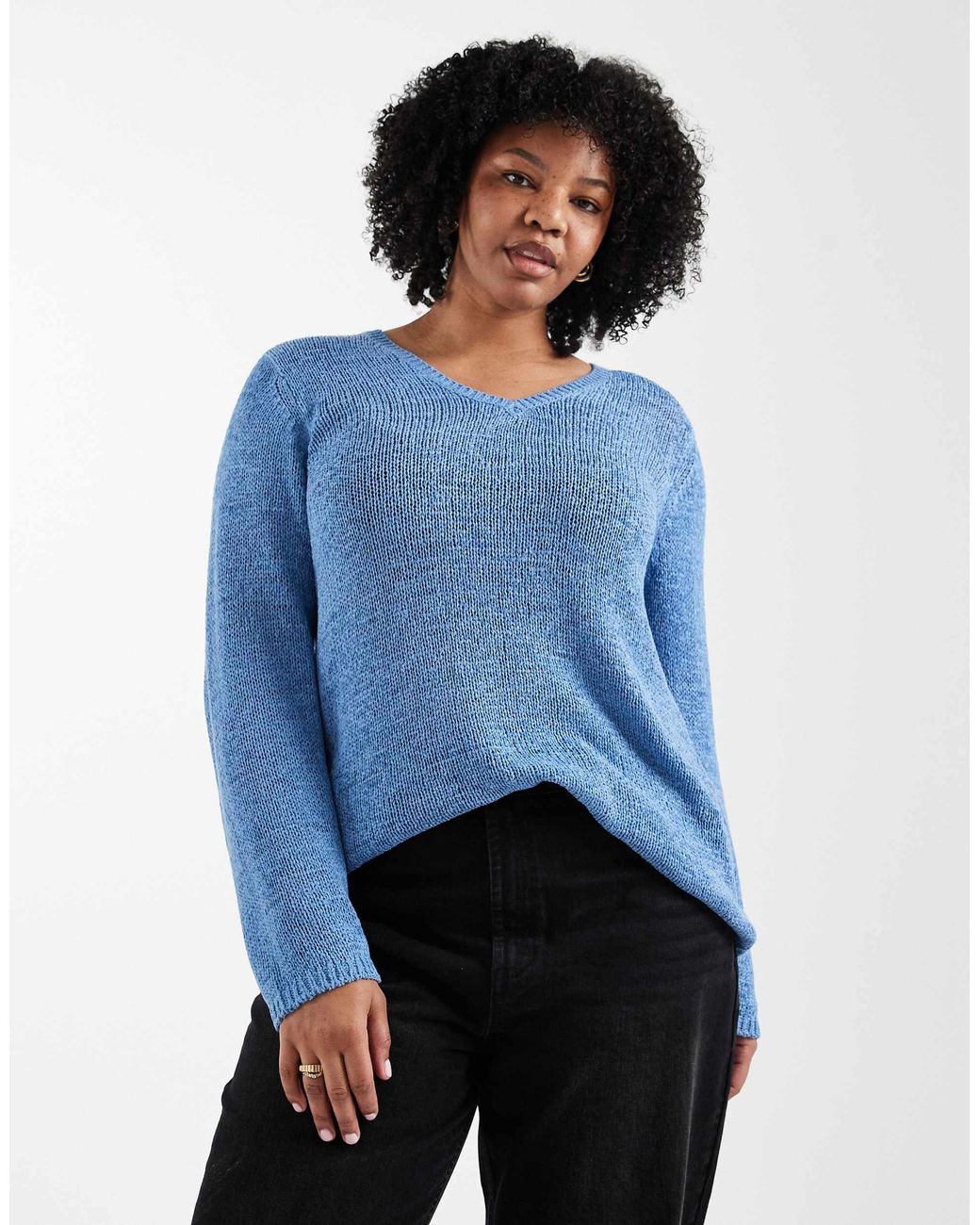 Pull en maille à col v ONLY en coloris Blue