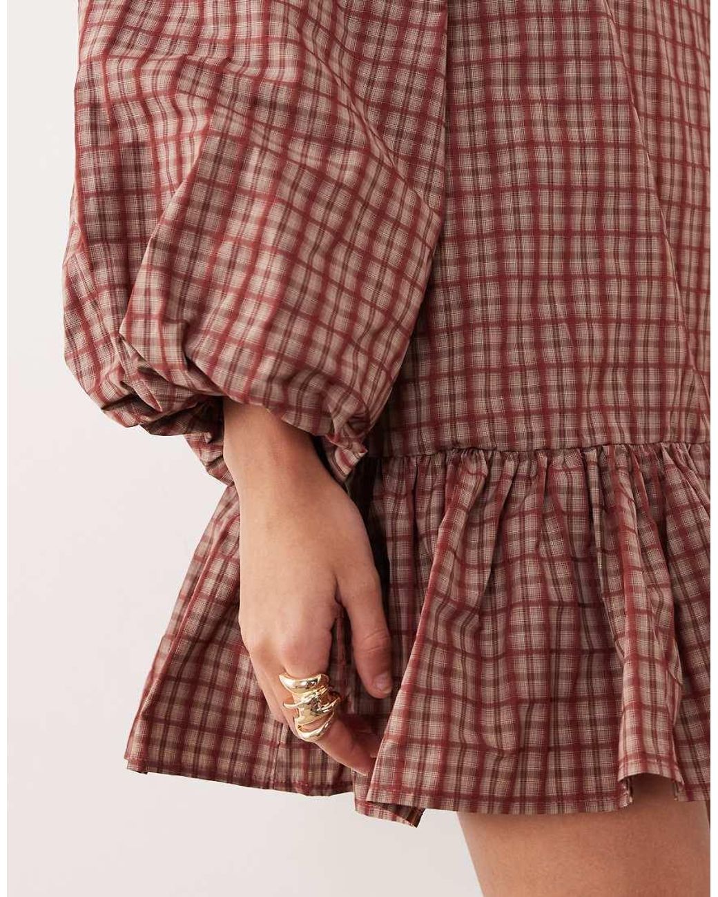 Ghospell Red High Neck Balloon Sleeve Ruffle Hem Mini Dress