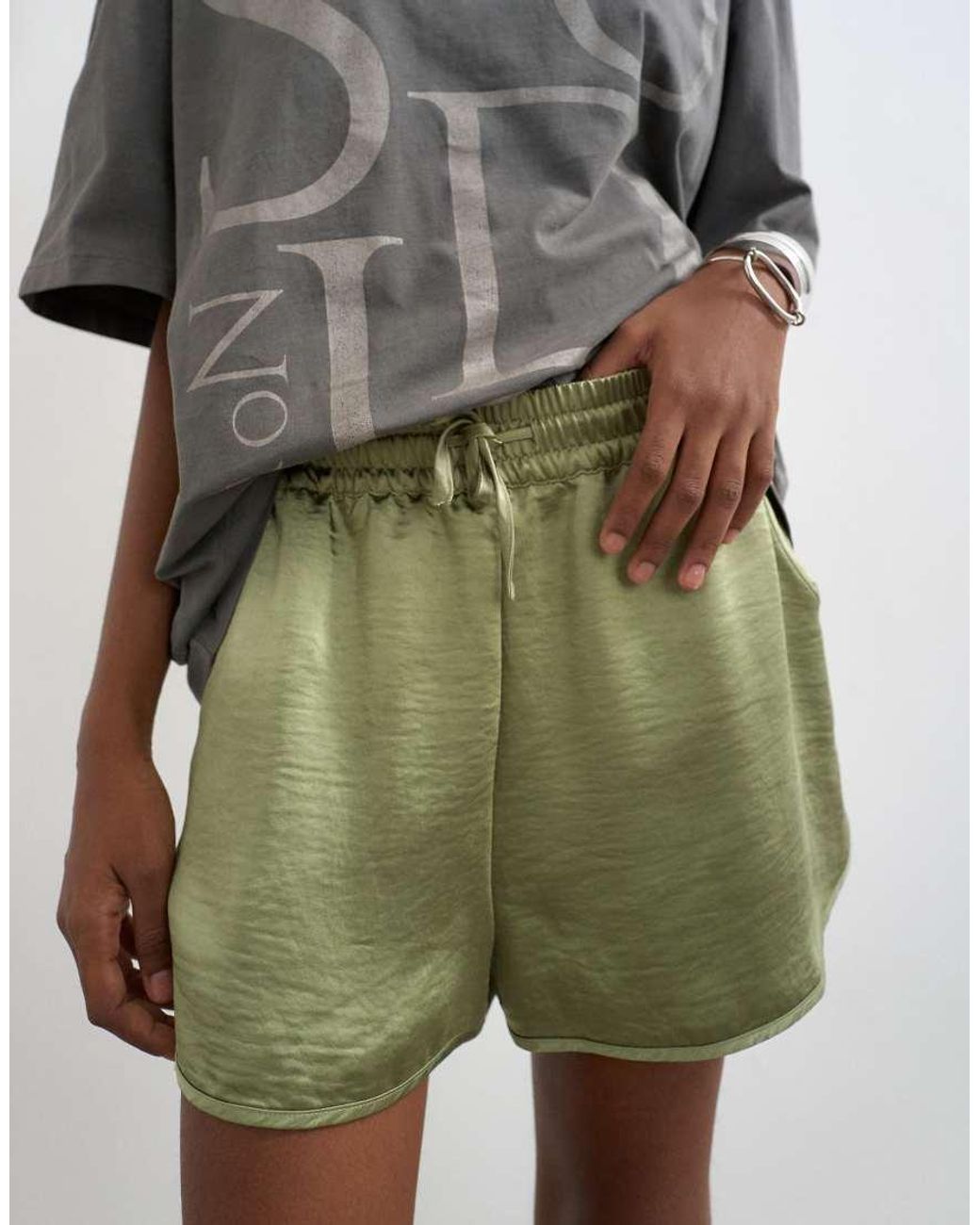TOPSHOP White Satin Runner Short With Deep Waistband