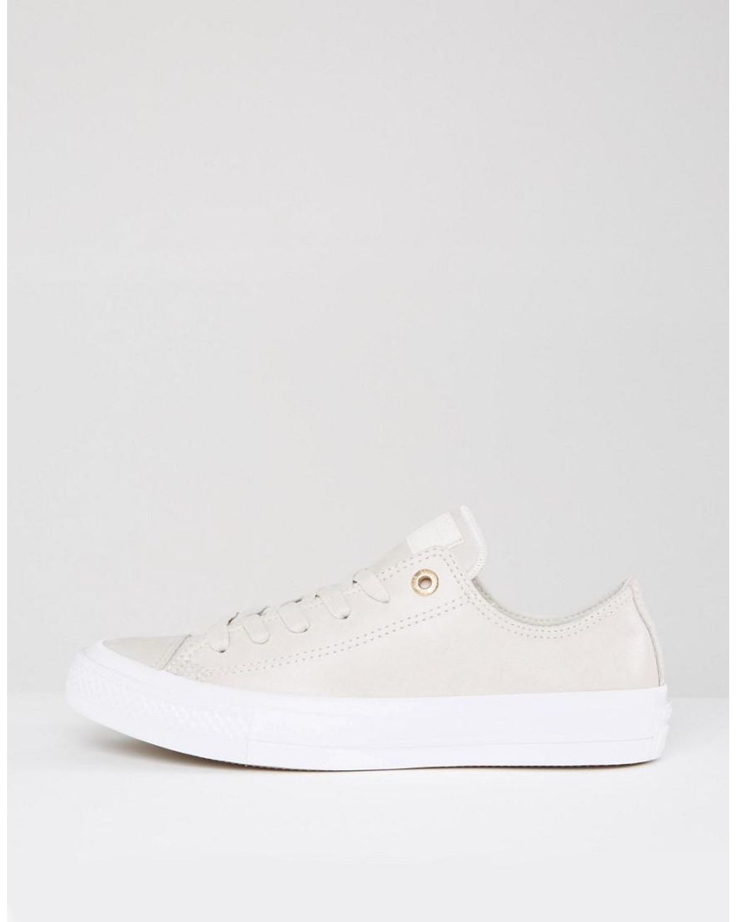 Converse Chuck Ii Trainers In Cream Leather | Lyst