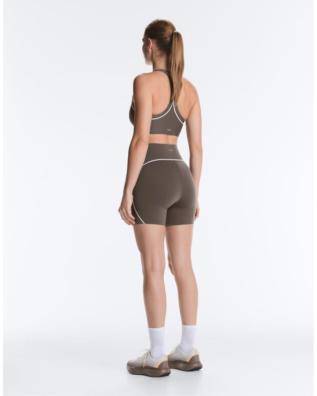 Oysho Gray Perfect-Adapt 15Cm High-Rise Short Leggings With Seams