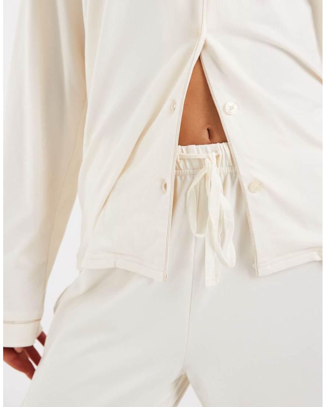 Loungeable White Super Soft Jersey Revere Top And Wide Leg Pyjama Set With Piping