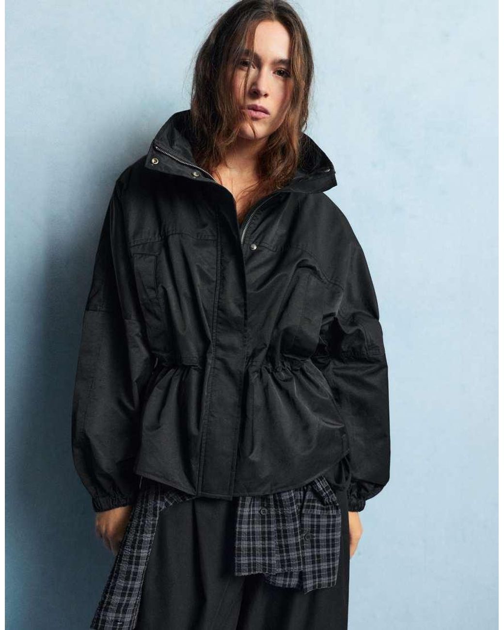 Pull&Bear Taillerjack Met Trekkoord En Opstaande Hals in het Black