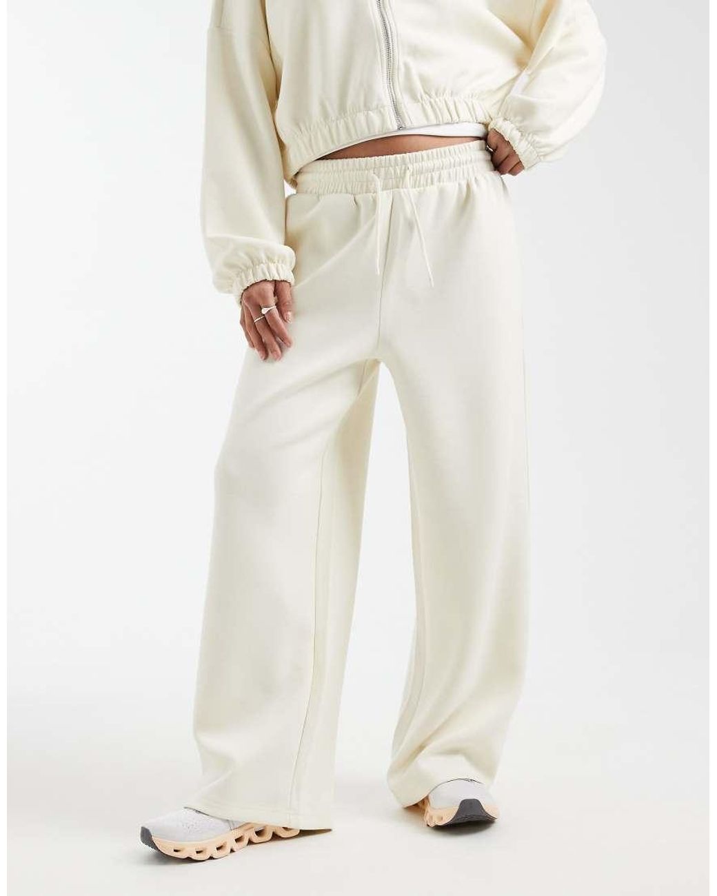 Only Petite Natural Soft Touch Wide Leg Joggers Co-Ord