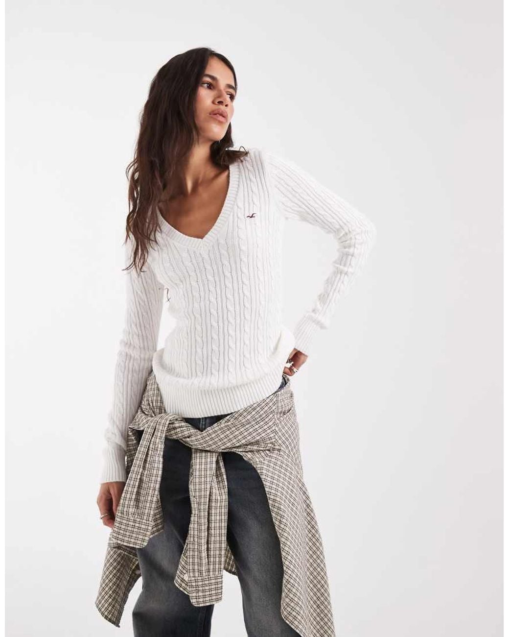 Hollister White Knitted Icon Logo V-neck Jumper