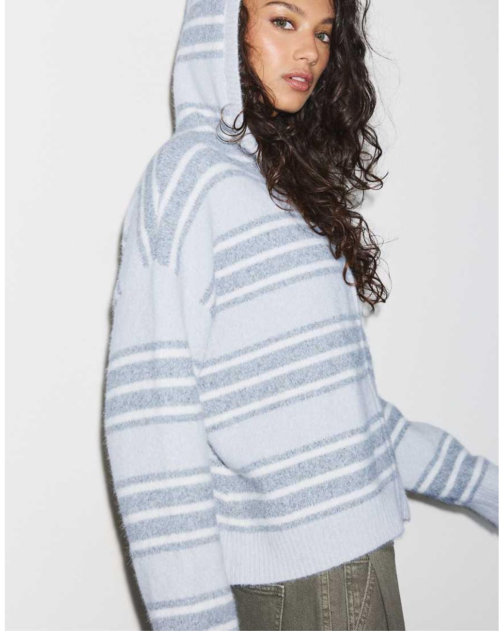 Stradivarius White Zipped Hooded Knit Cardigan