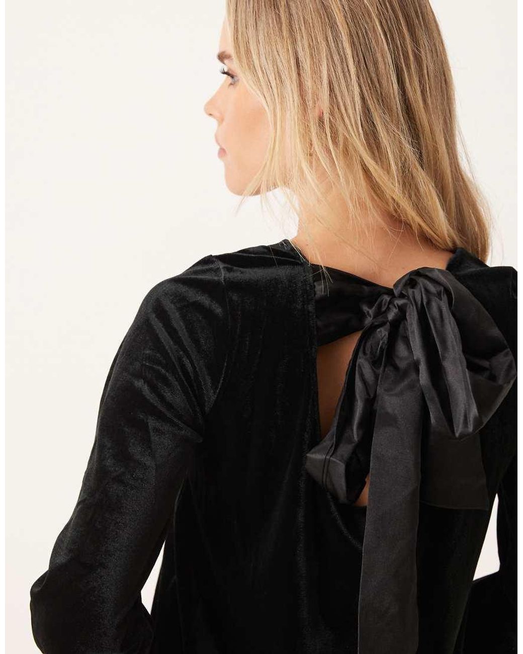 JDY Petite Black Back Bow Detail Velvet Mini Dress