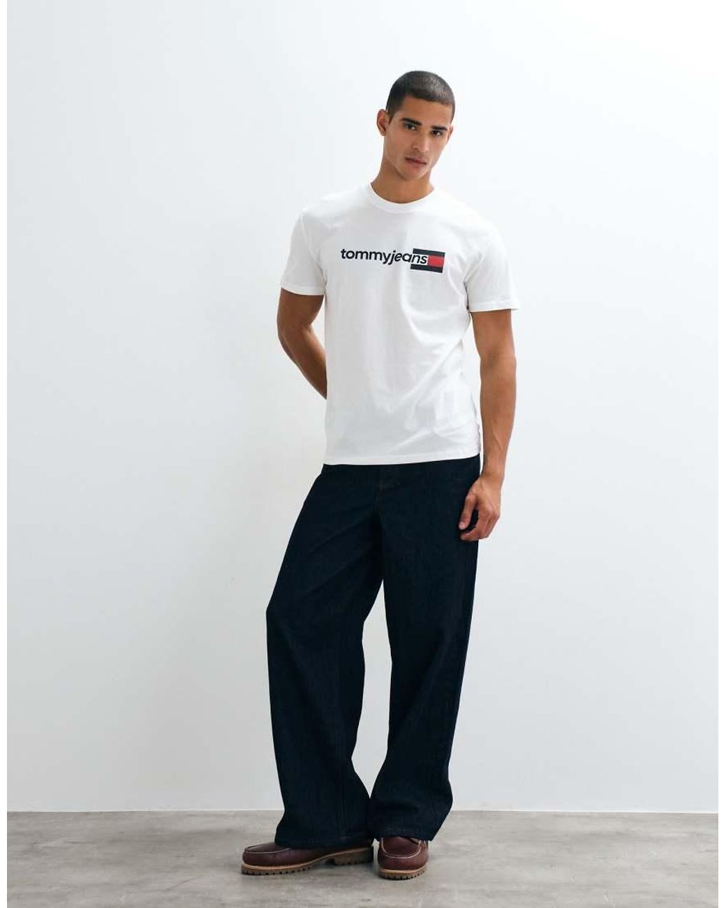 Tommy Hilfiger White Dna Logo T-shirt for men