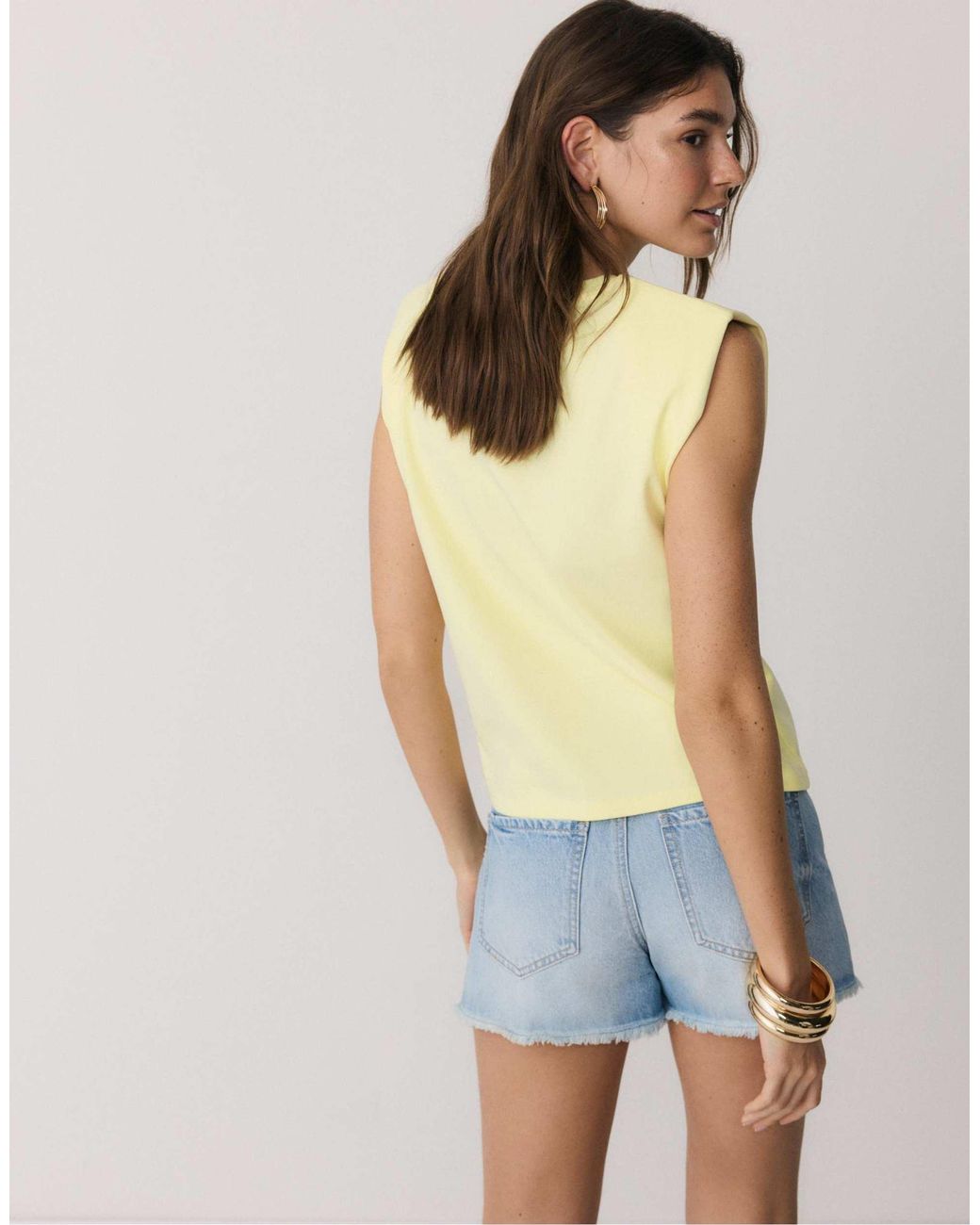 Stradivarius Yellow – basic-t-shirt