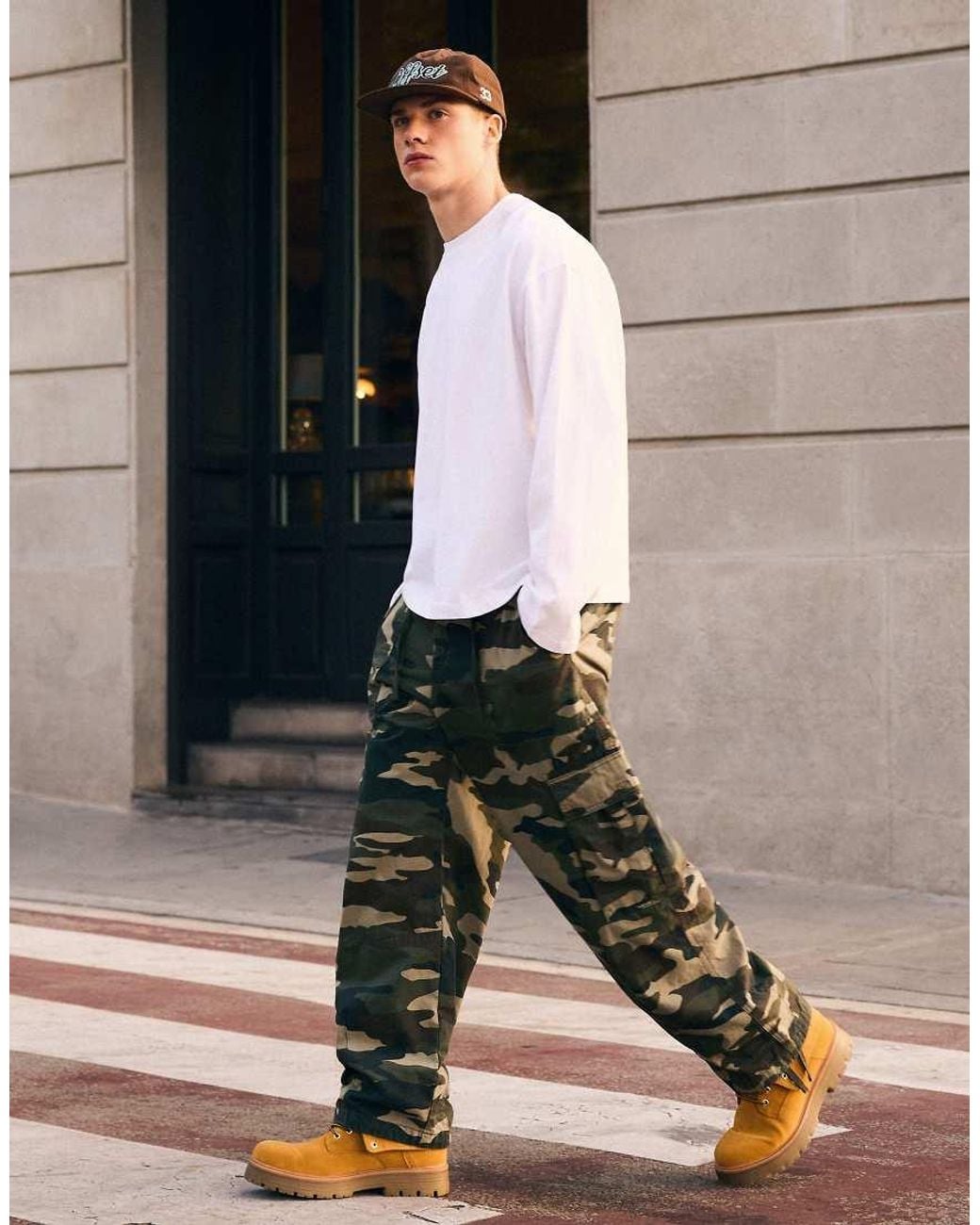 Bershka Green Baggy Cargo Trousers for men