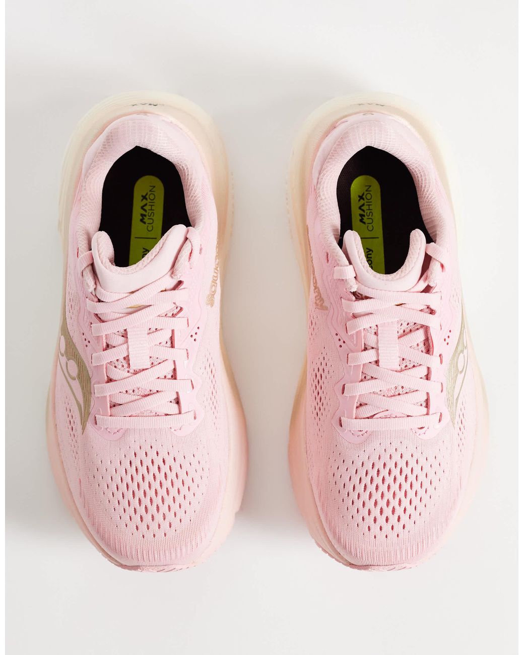 Guide 19 baskets clair Saucony en coloris Pink
