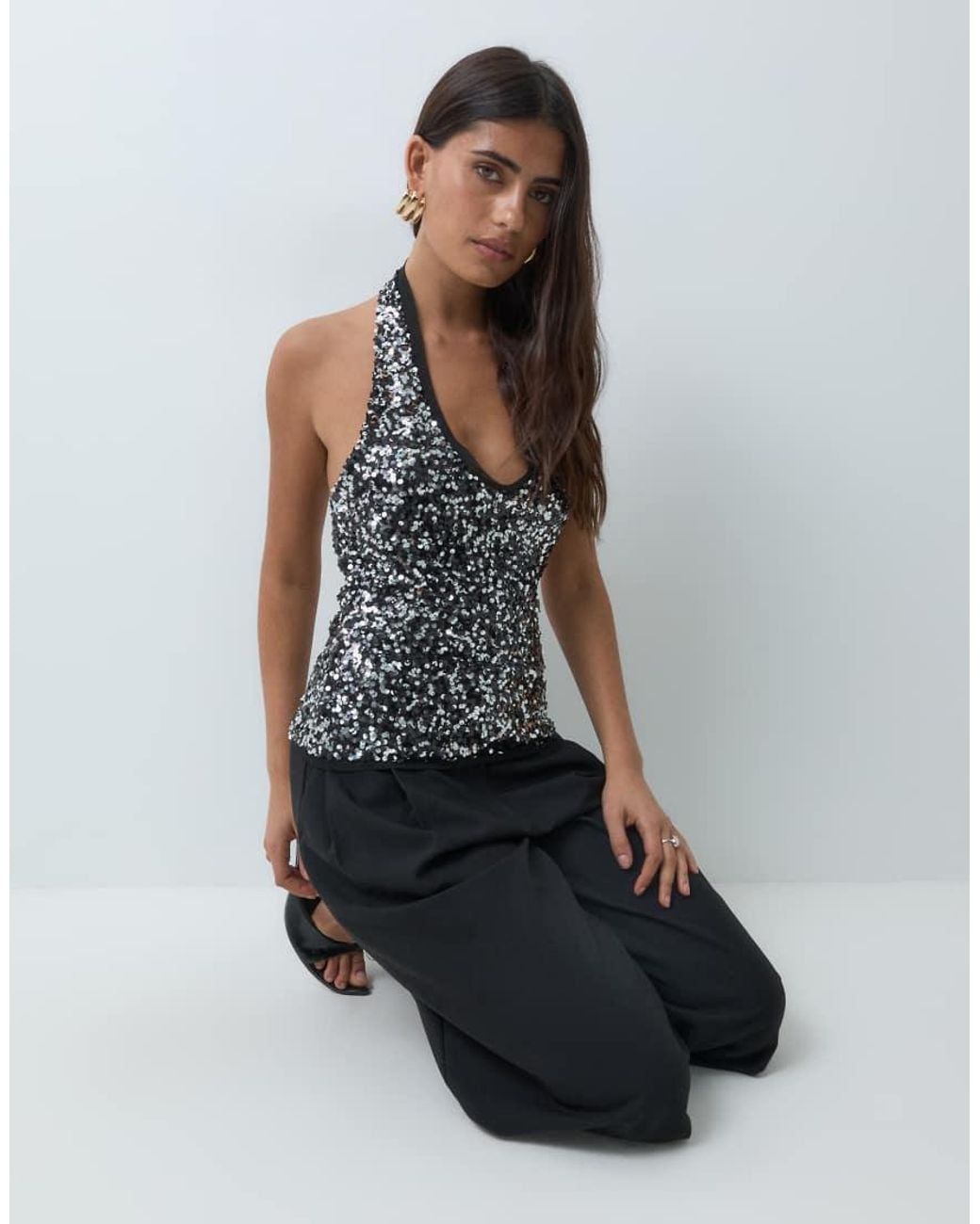 Top Halter Con Paillettes E Inserti di ASOS in Black