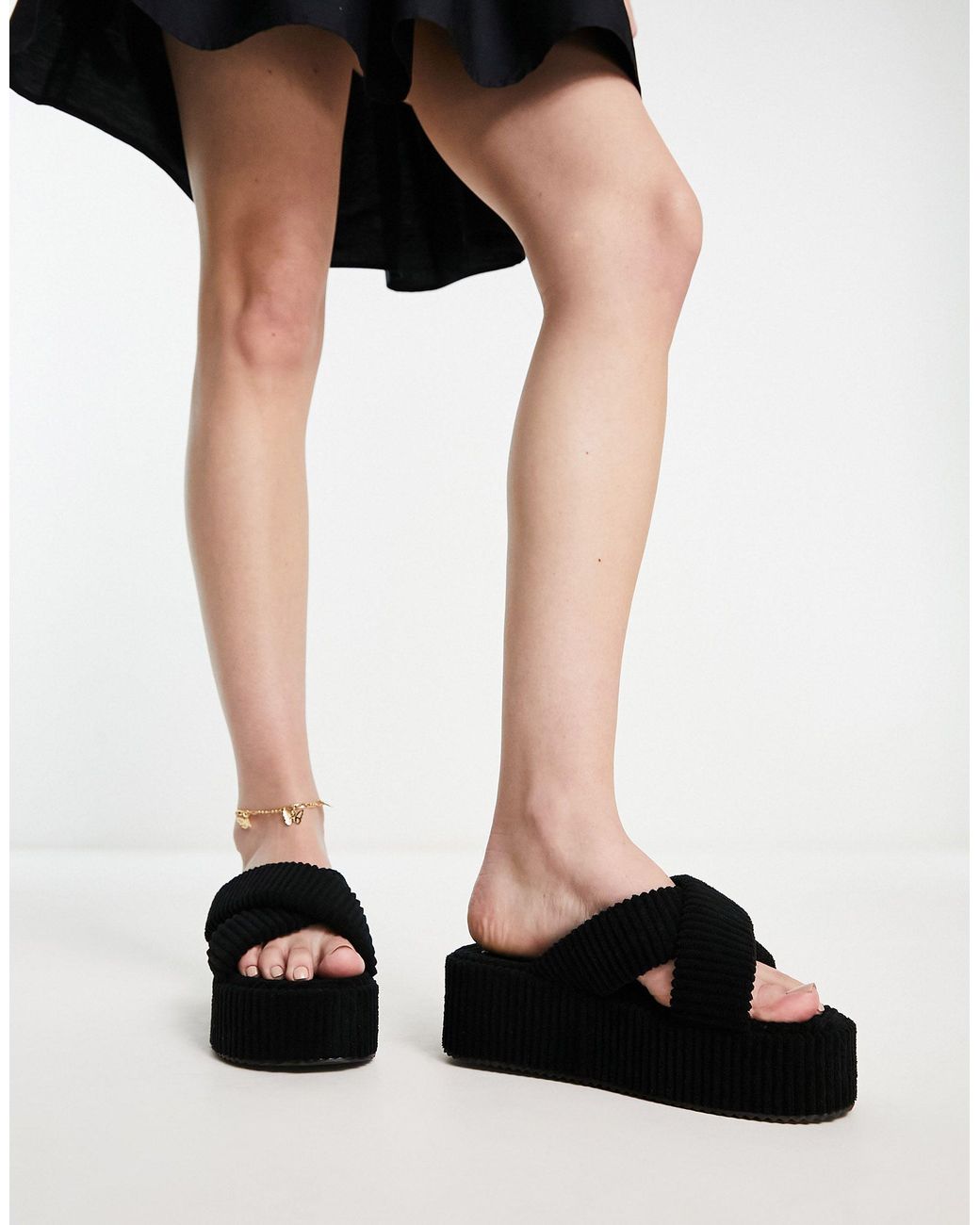 Sandalias negras con tiras cruzadas y plataforma de SIMMI Shoes de color  Negro | Lyst