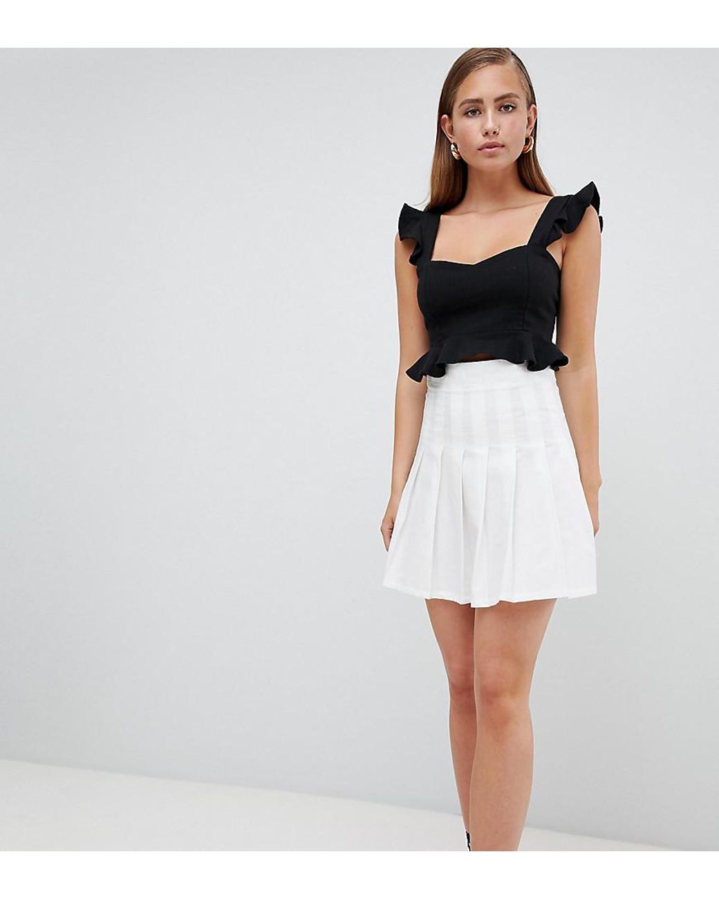 PrettyLittleThing Pleated Mini Skirt in White | Lyst