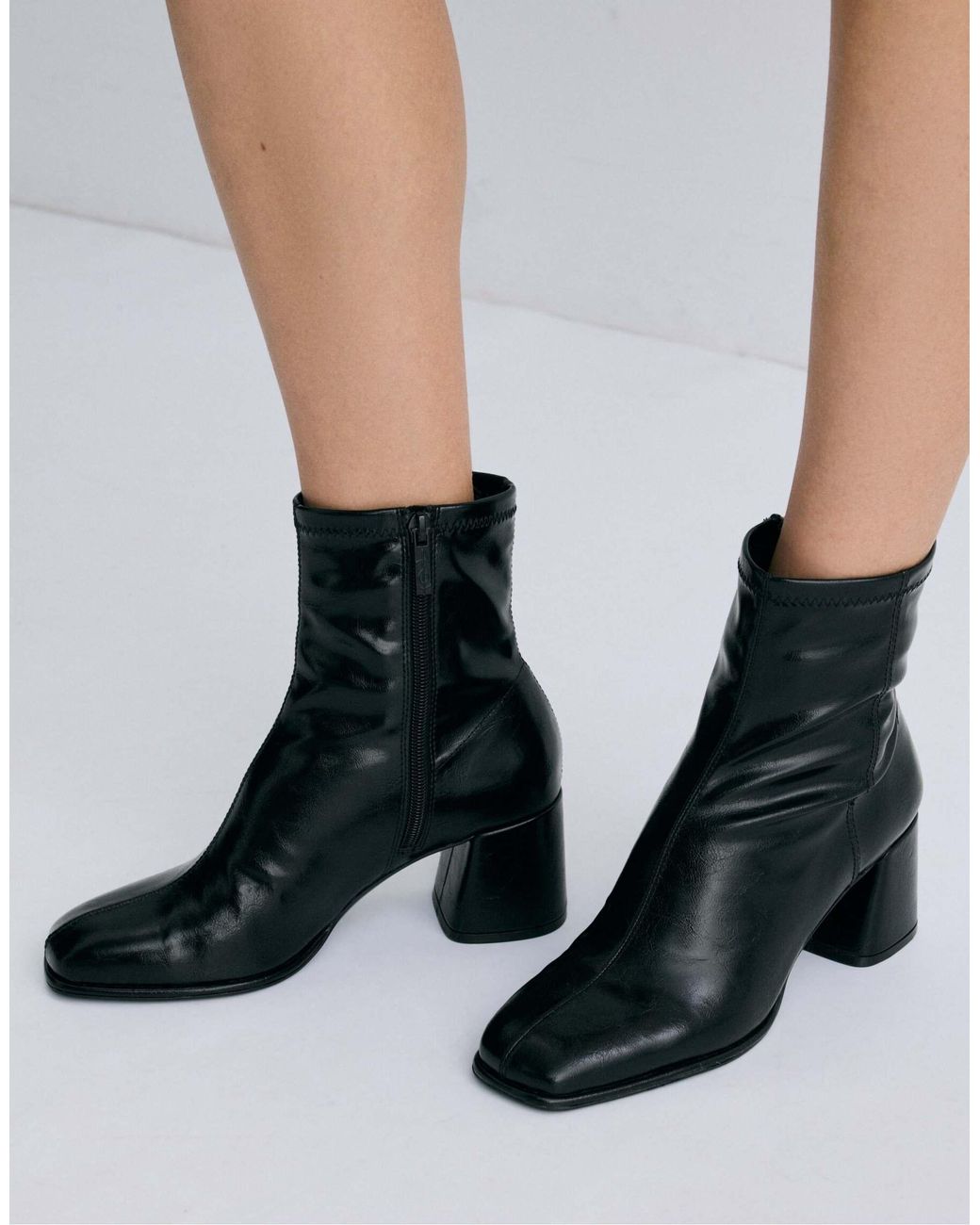 Stradivarius Black Basic stiefeletten mit mittelhohem absatz