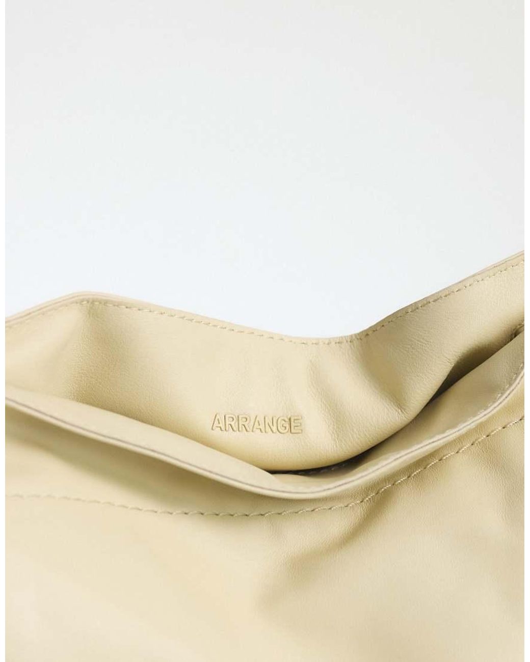 ARRANGE Natural Pillow Leather Bag
