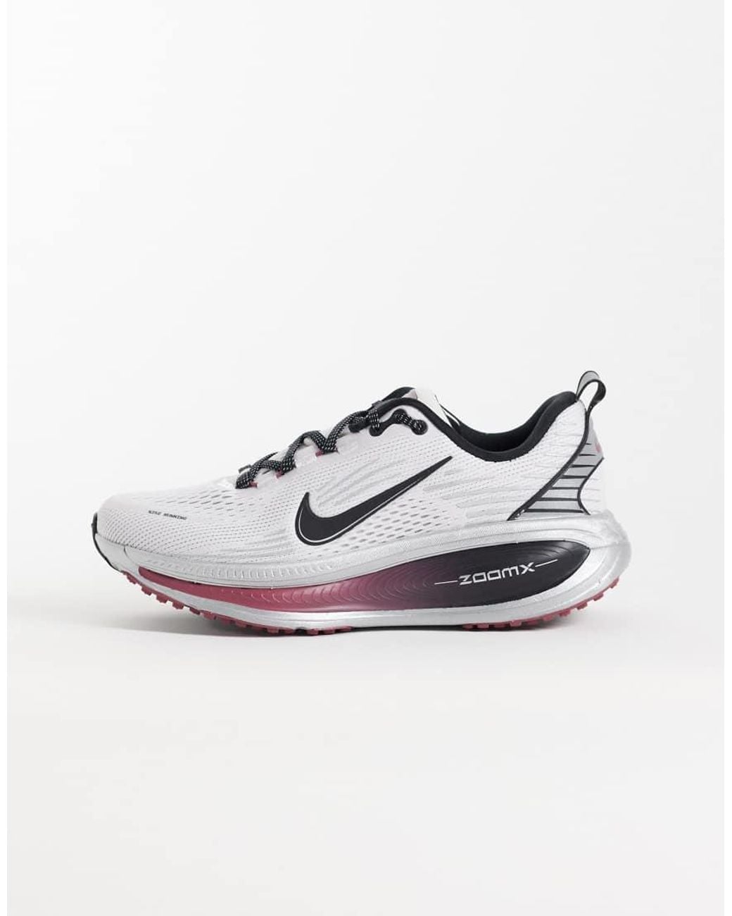 Nike White Vomero 18 Trainers