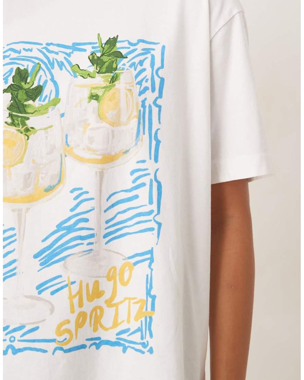 Abercrombie & Fitch White Short Sleeve Hugo Spritz T-shirt
