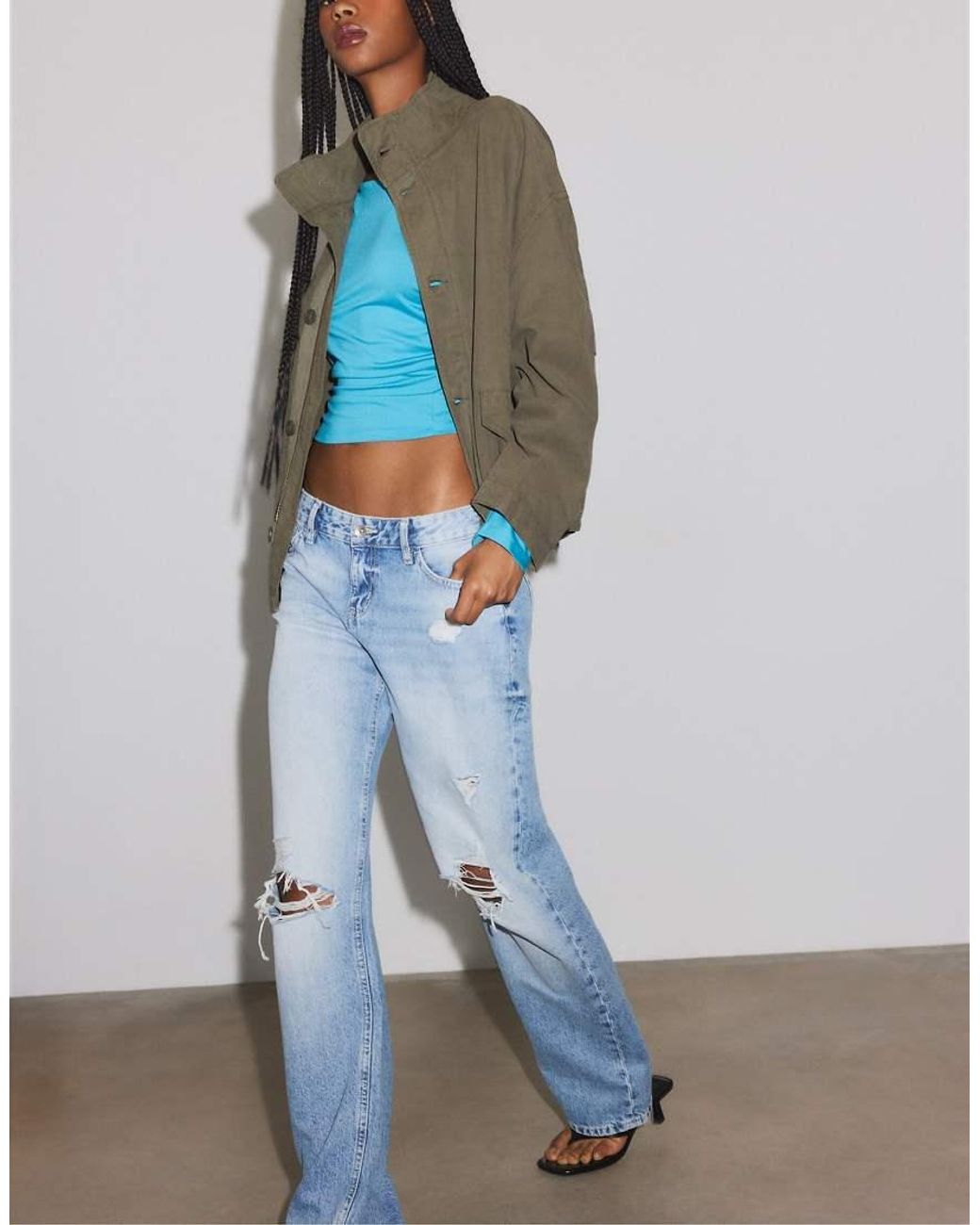 Stradivarius Blue Low-rise Ripped Straight Jeans