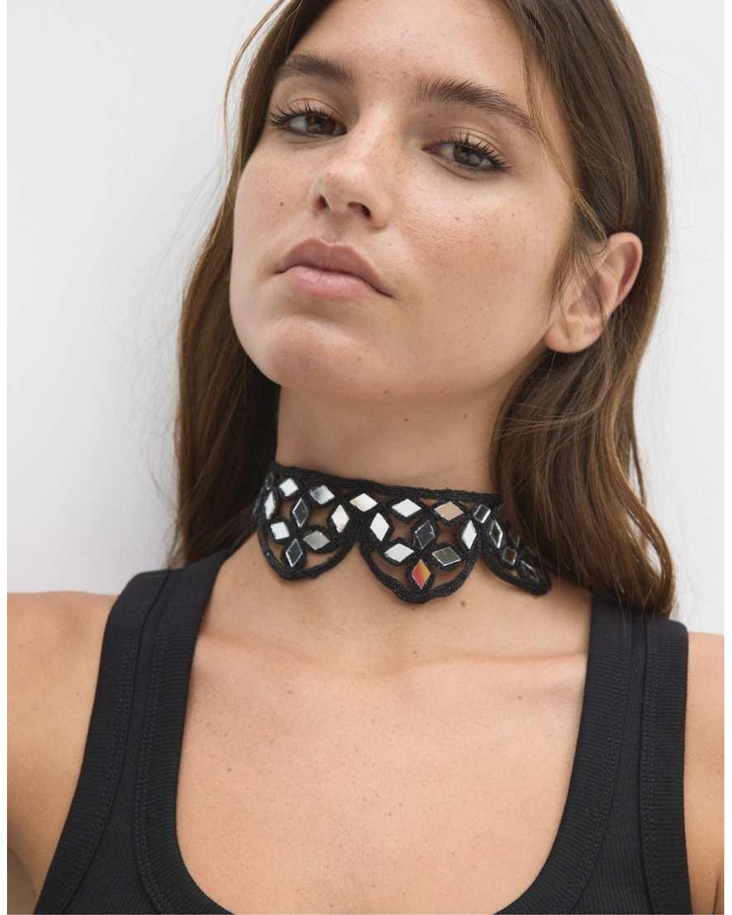 Stradivarius White Mirror Wave Choker