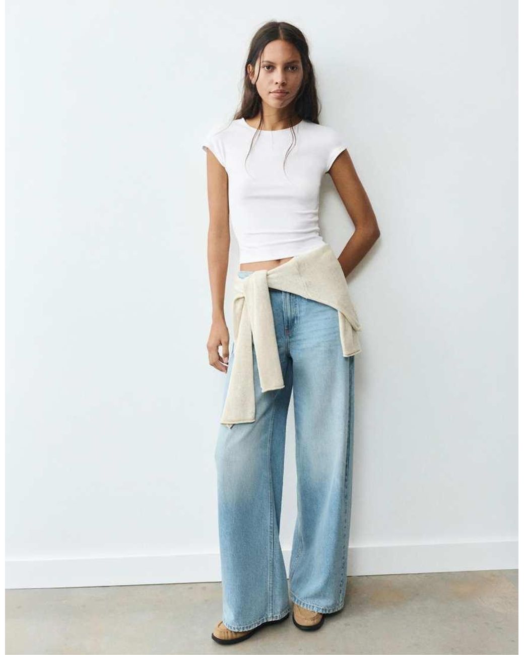 Pull&Bear White Fitted T-shirt With Full Sleeves