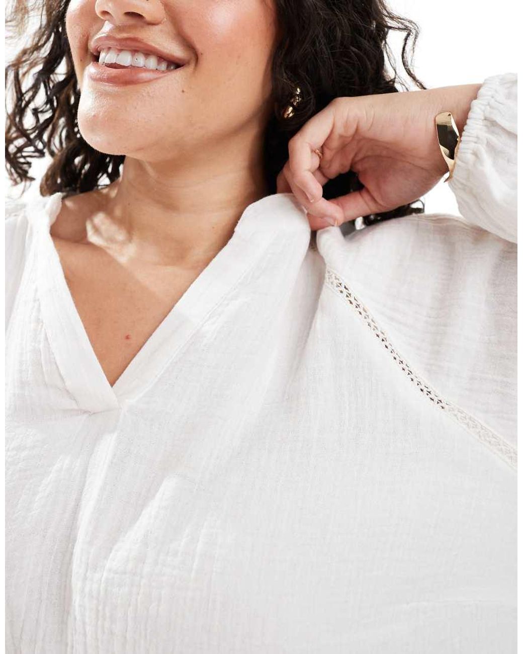 ONLY White Cheesecloth V Neck Blouse