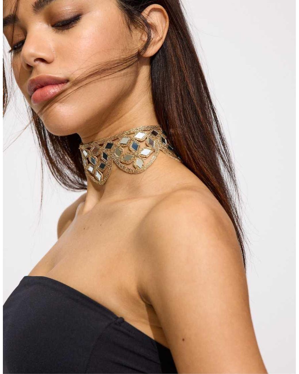Stradivarius White Mirror Wave Choker