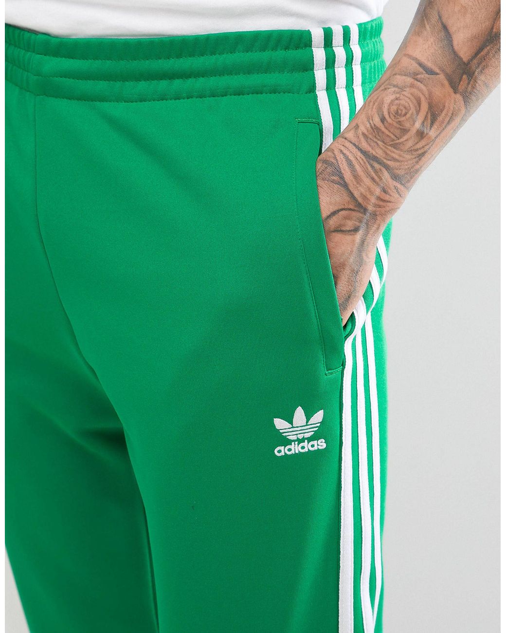 Green shop adidas sweatpants