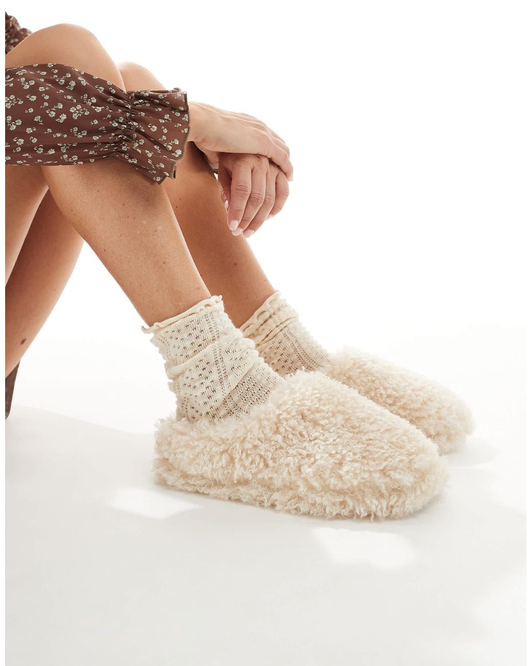 Loungeable White Cosy Borg Mule Slippers