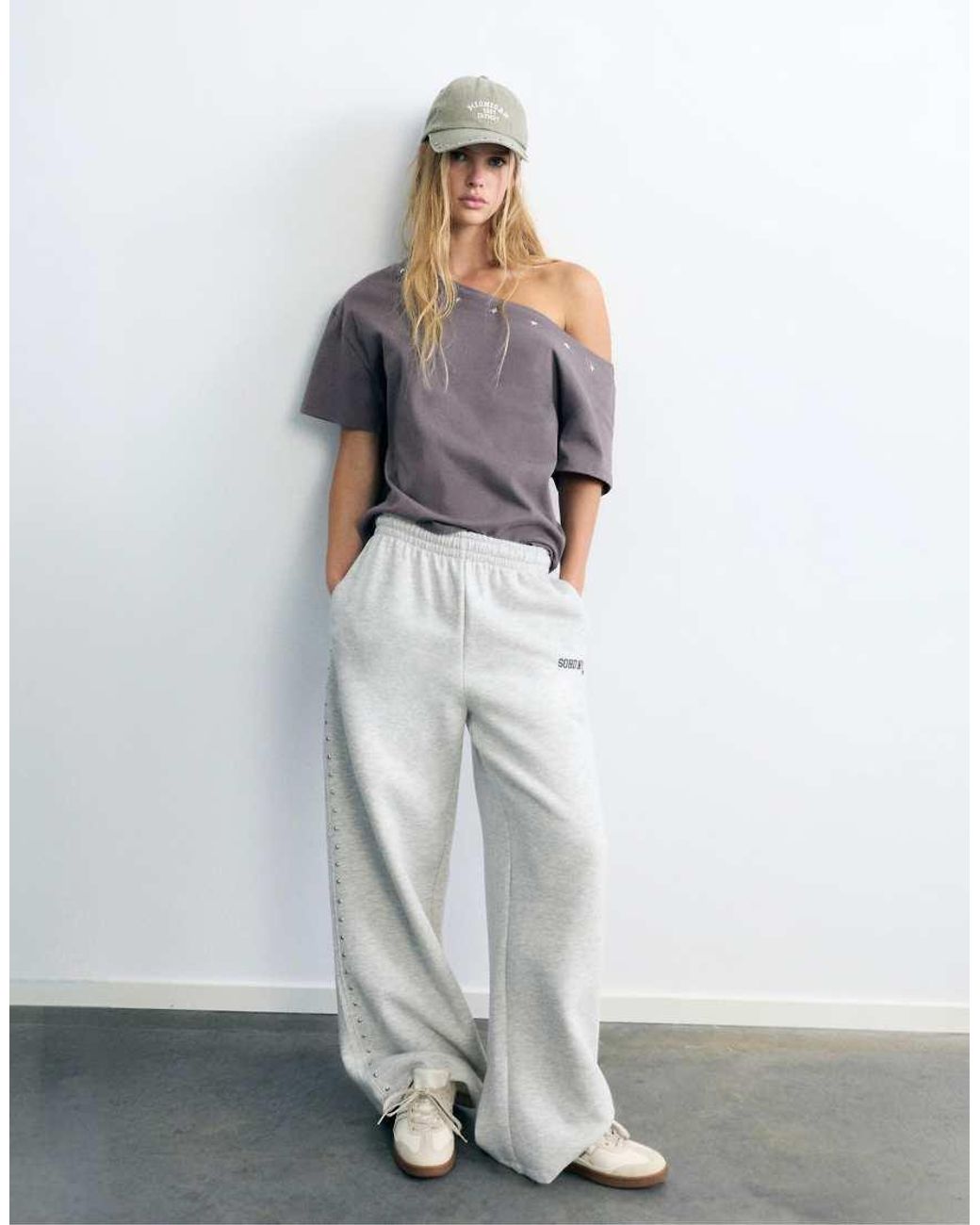 Pull&Bear Gray Asymmetric Star T-shirt