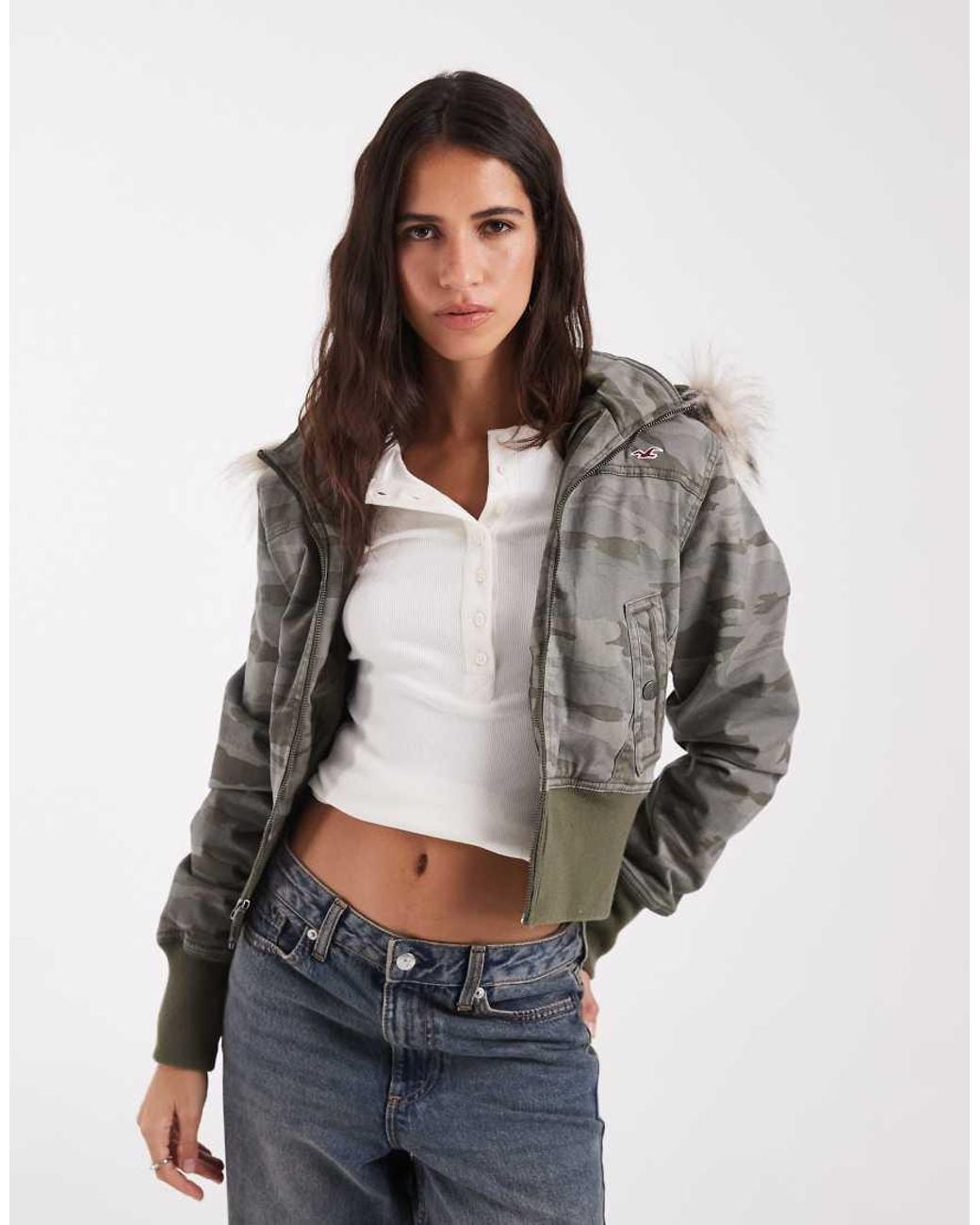 Hollister Gray Cropped Twill Puffer Jacket With Faux Fur Hood